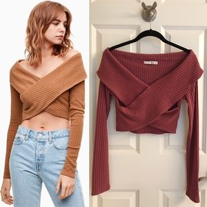 🌹 Wilfred wrap large pink rose crop sweater 🌹